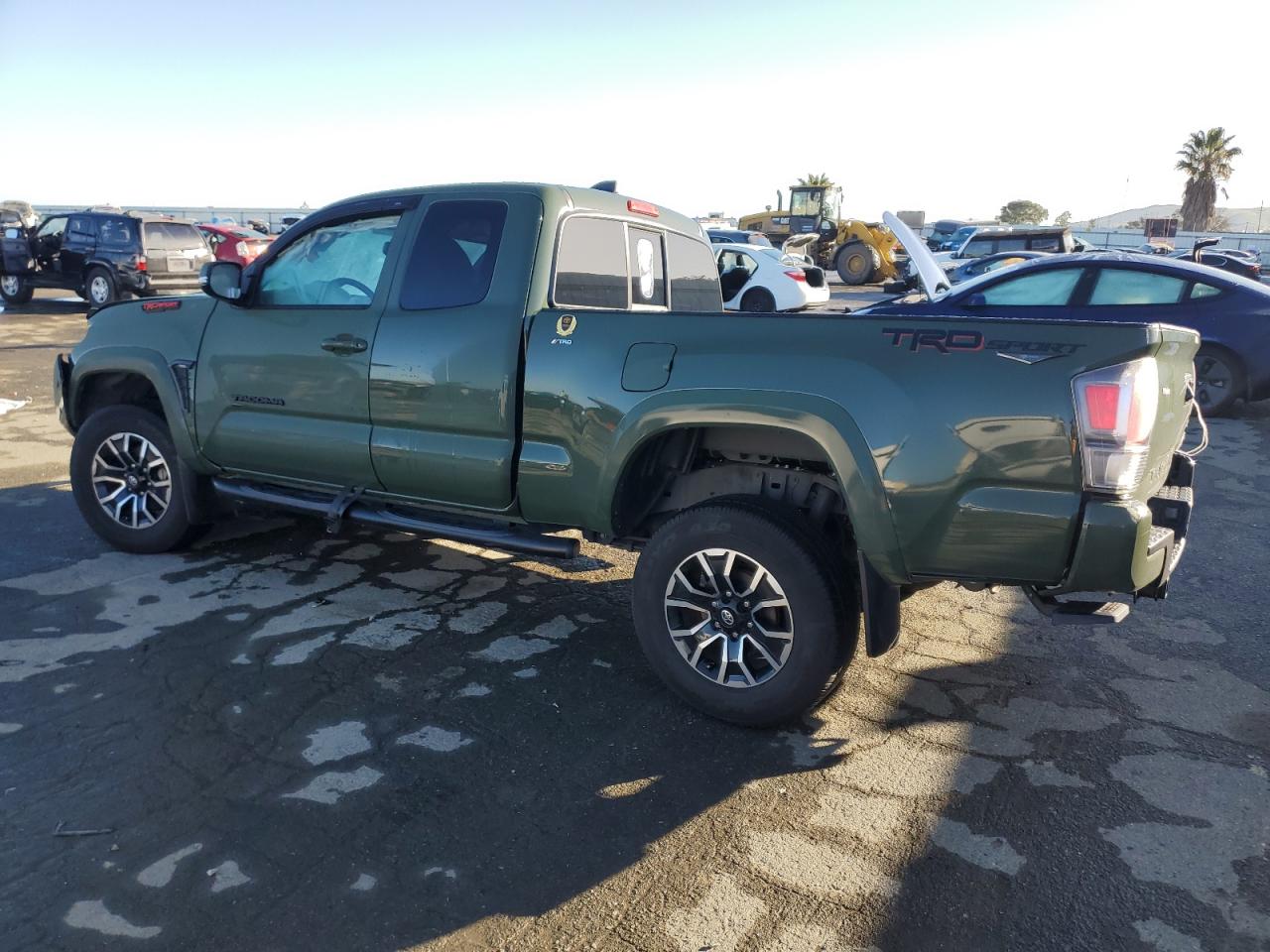 VIN: 3TYRZ5CN5NT021758 2022 TOYOTA TACOMA