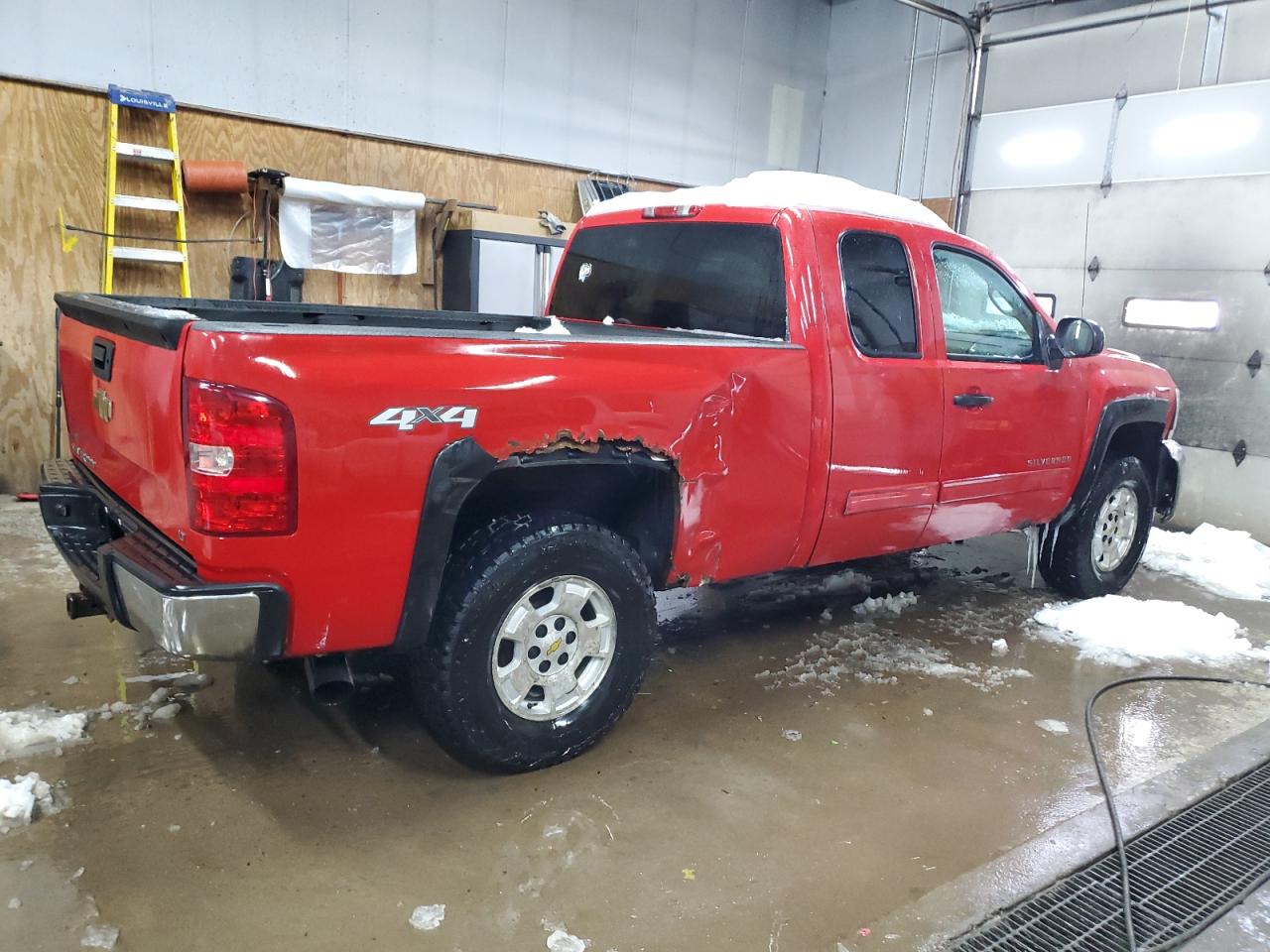 2012 Chevrolet Silverado - Image 3