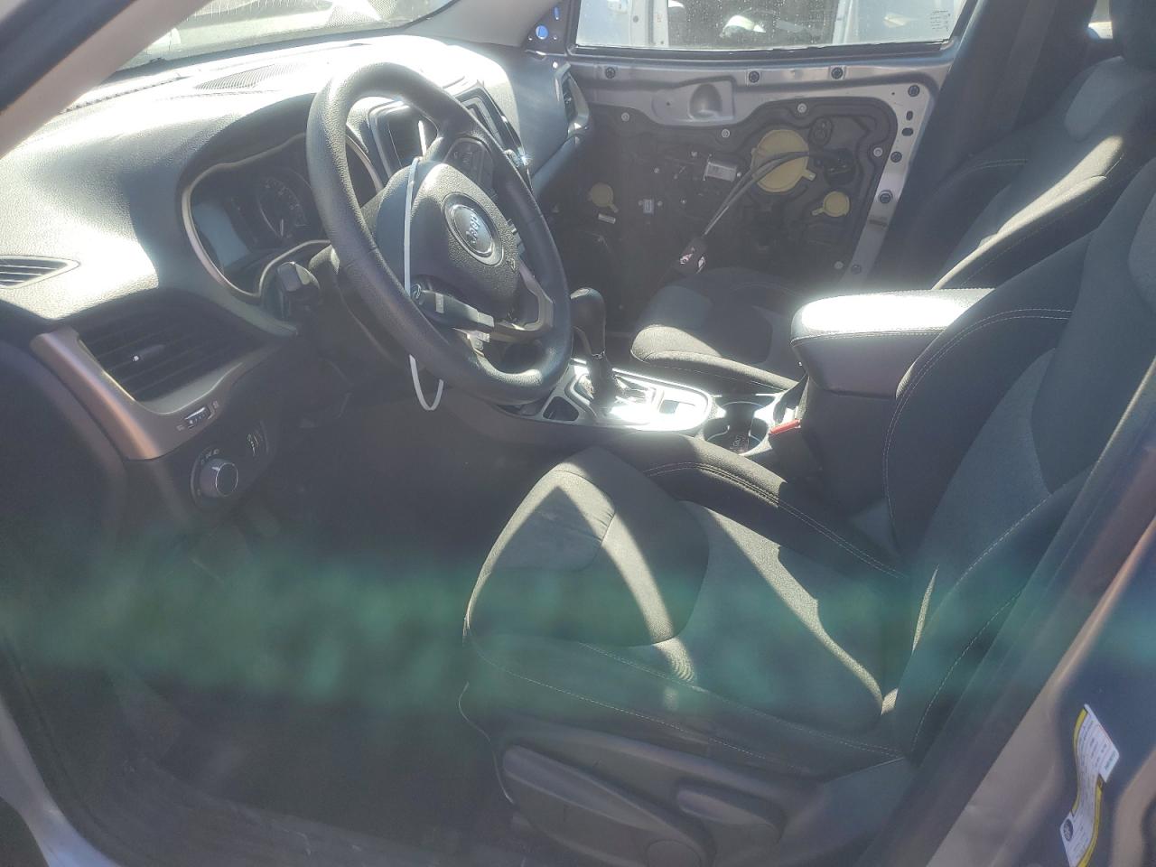 2014 Jeep Grand Cherokee - Image 7