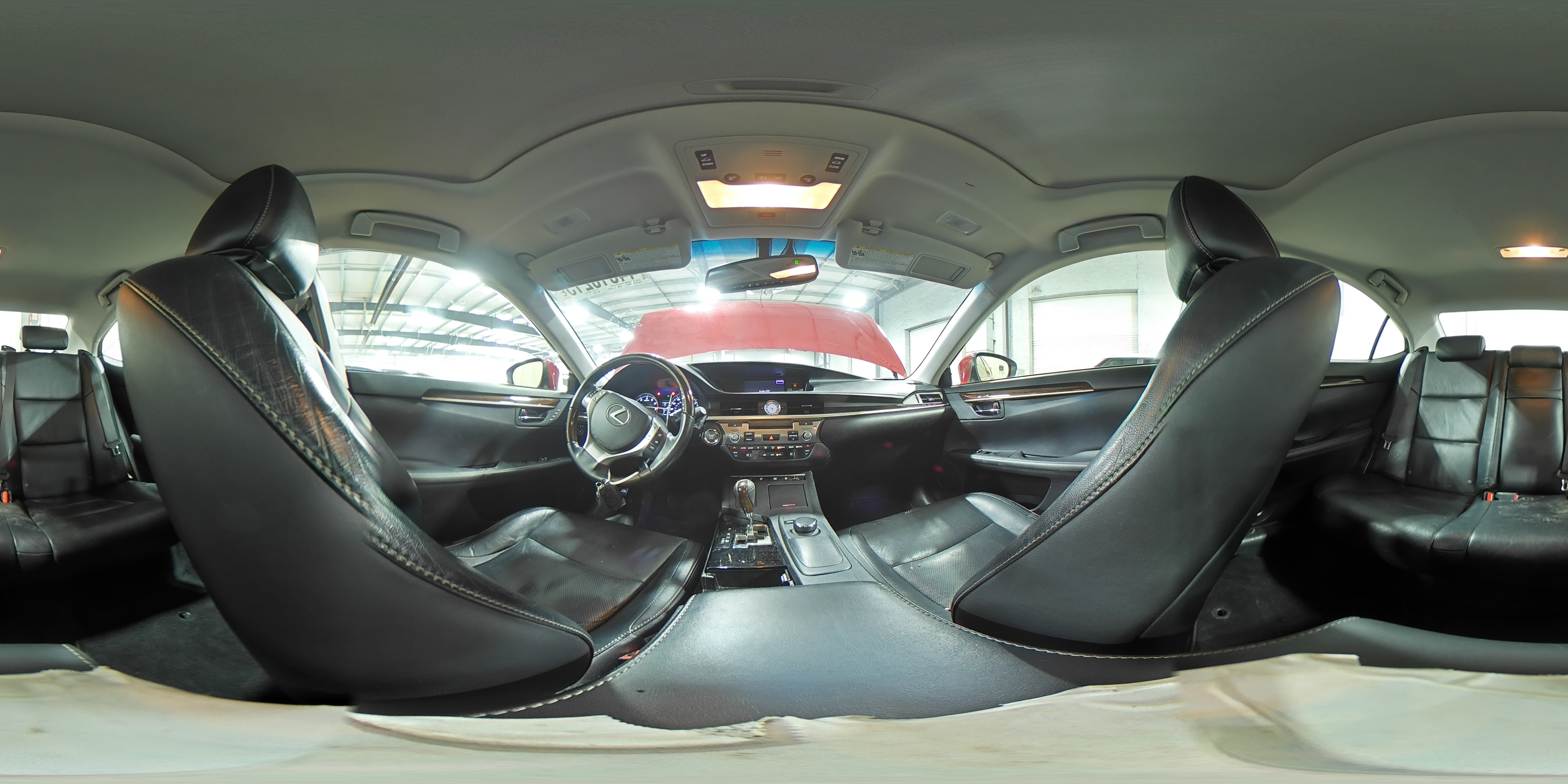 2013 Lexus ES - Image 14