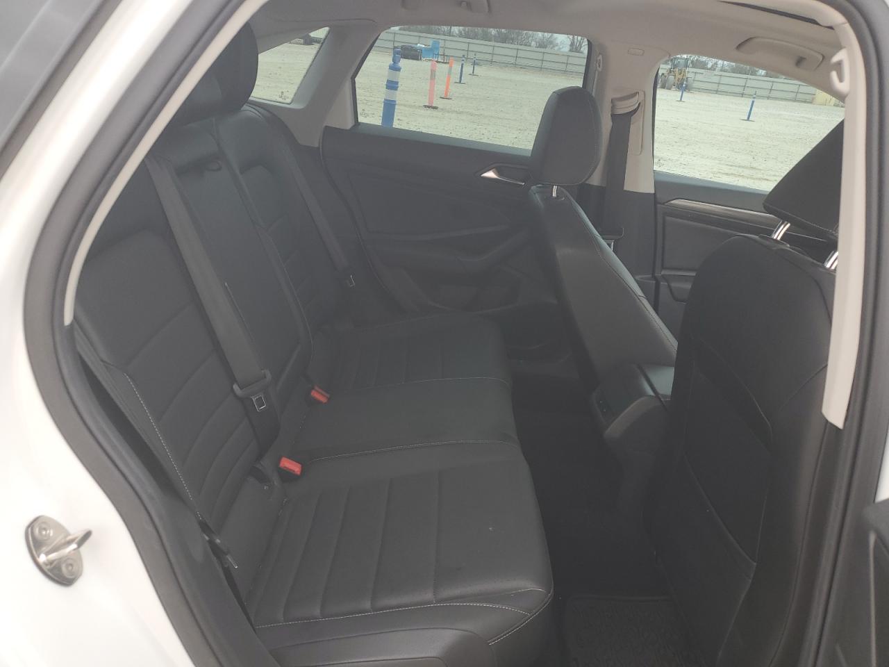2021 Volkswagen Jetta - Image 10