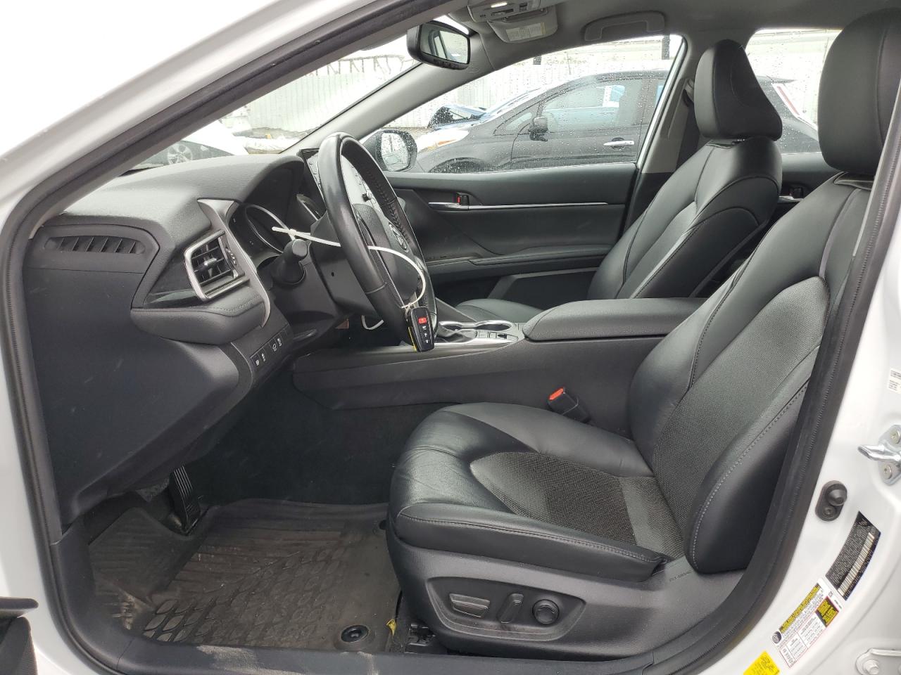 2022 Toyota Camry - Image 7