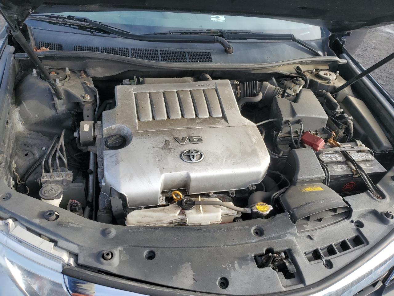 2012 Toyota Camry - Image 11