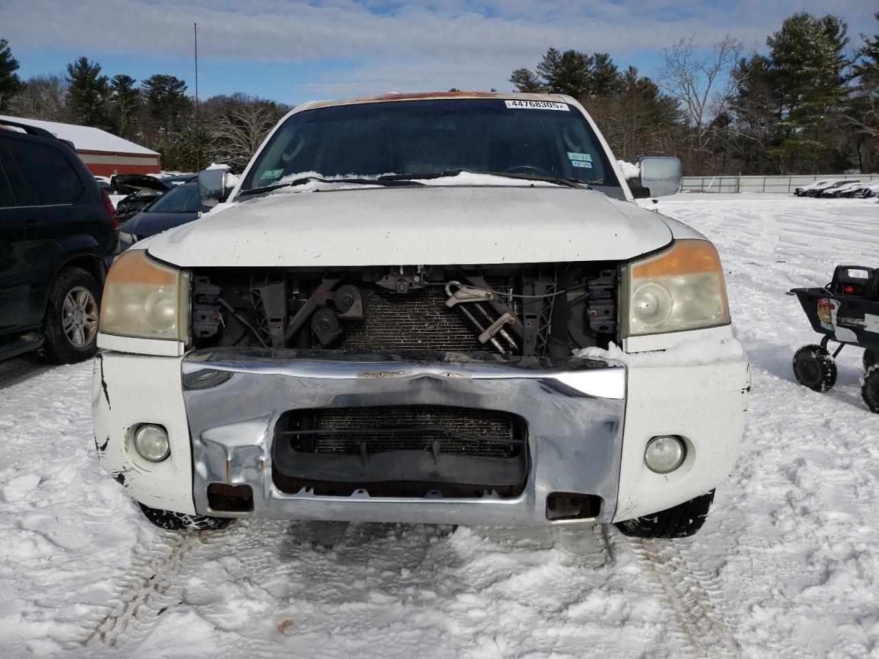 2010 Nissan Titan - Image 5