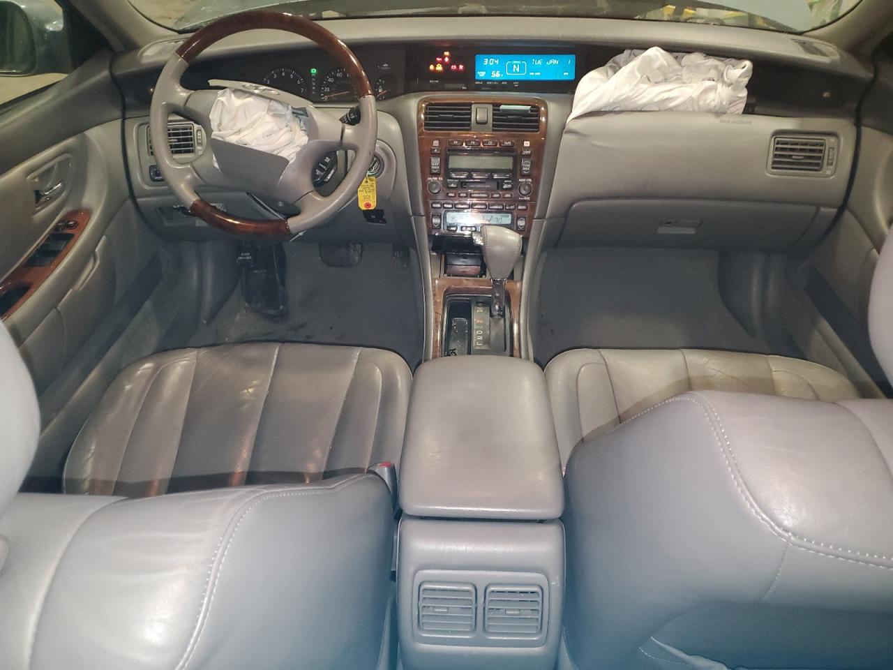 2004 Toyota Avalon - Image 8