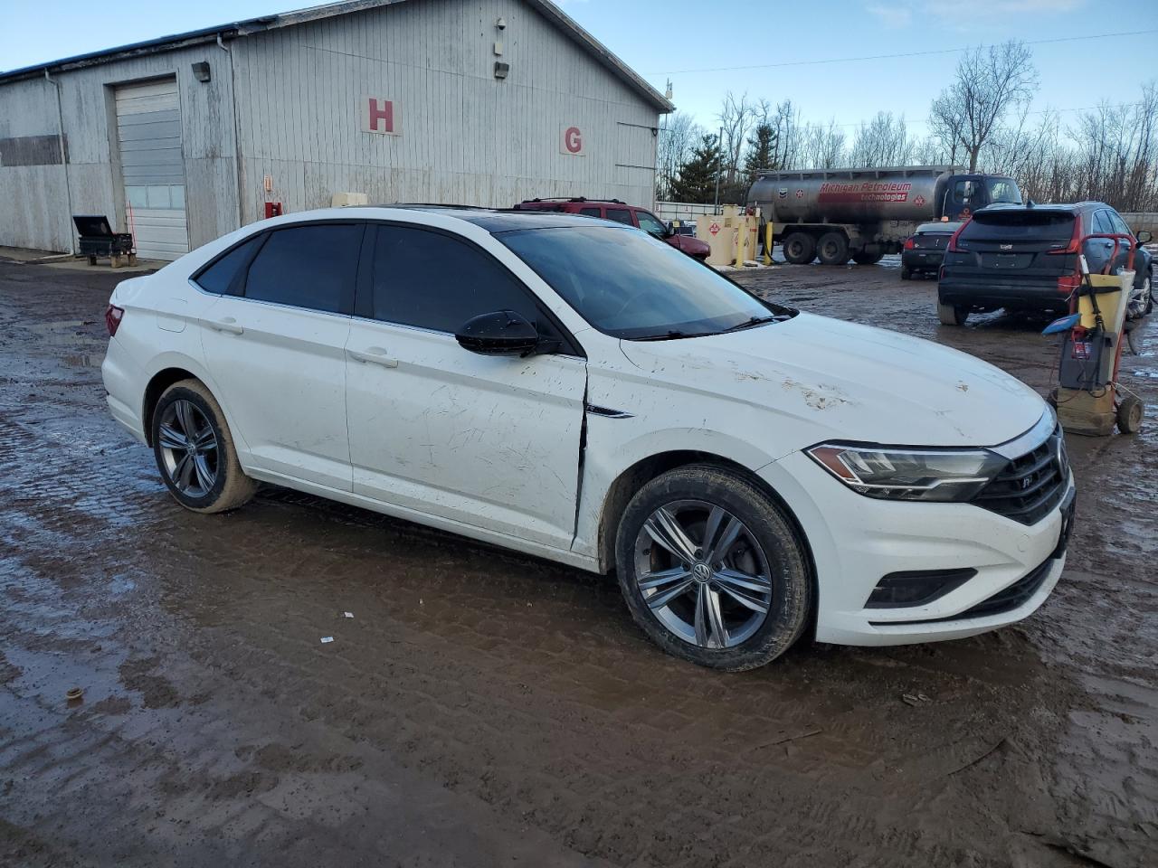 2019 Volkswagen Jetta - Image 4