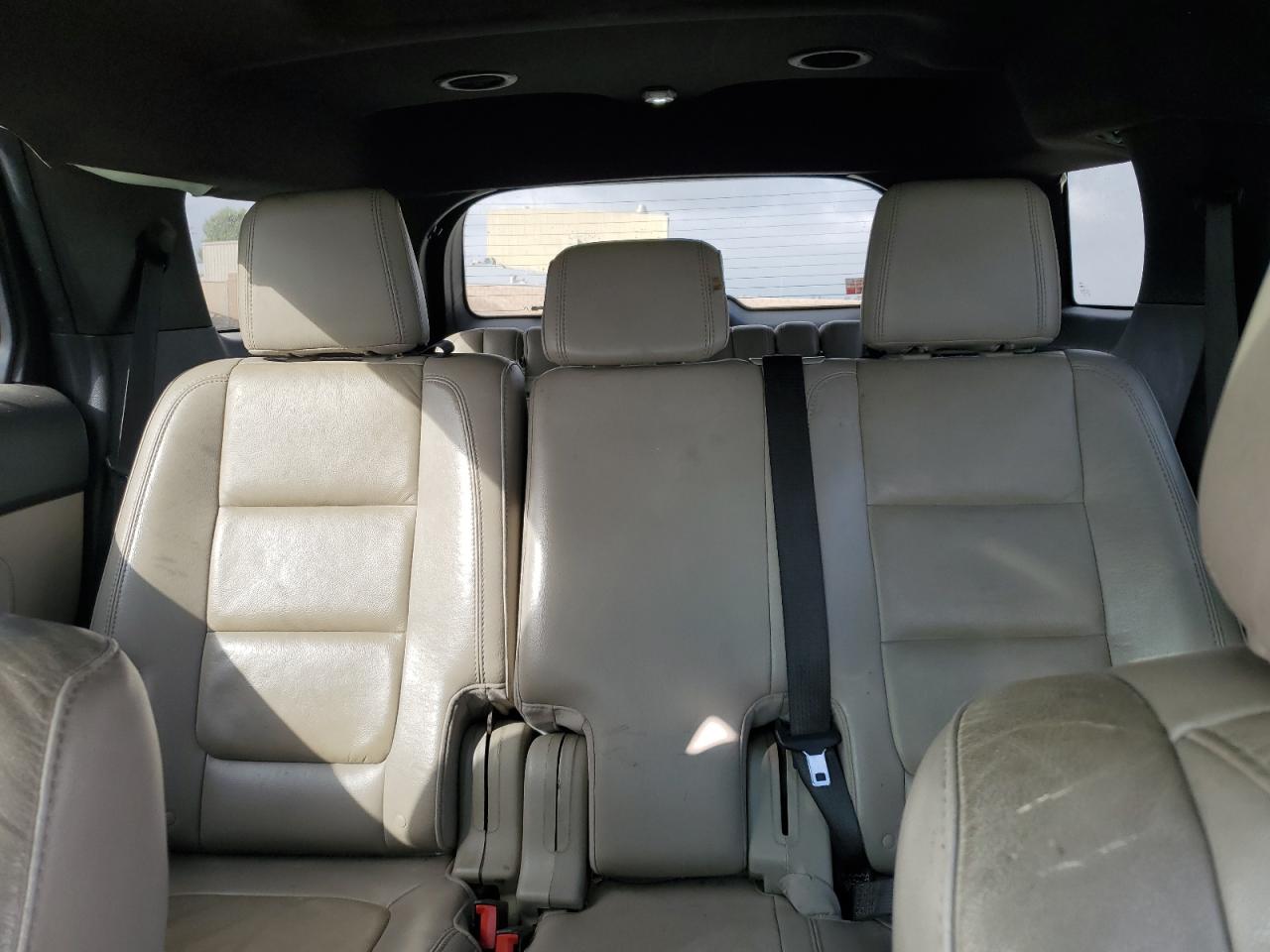 2014 Ford Explorer - Image 10