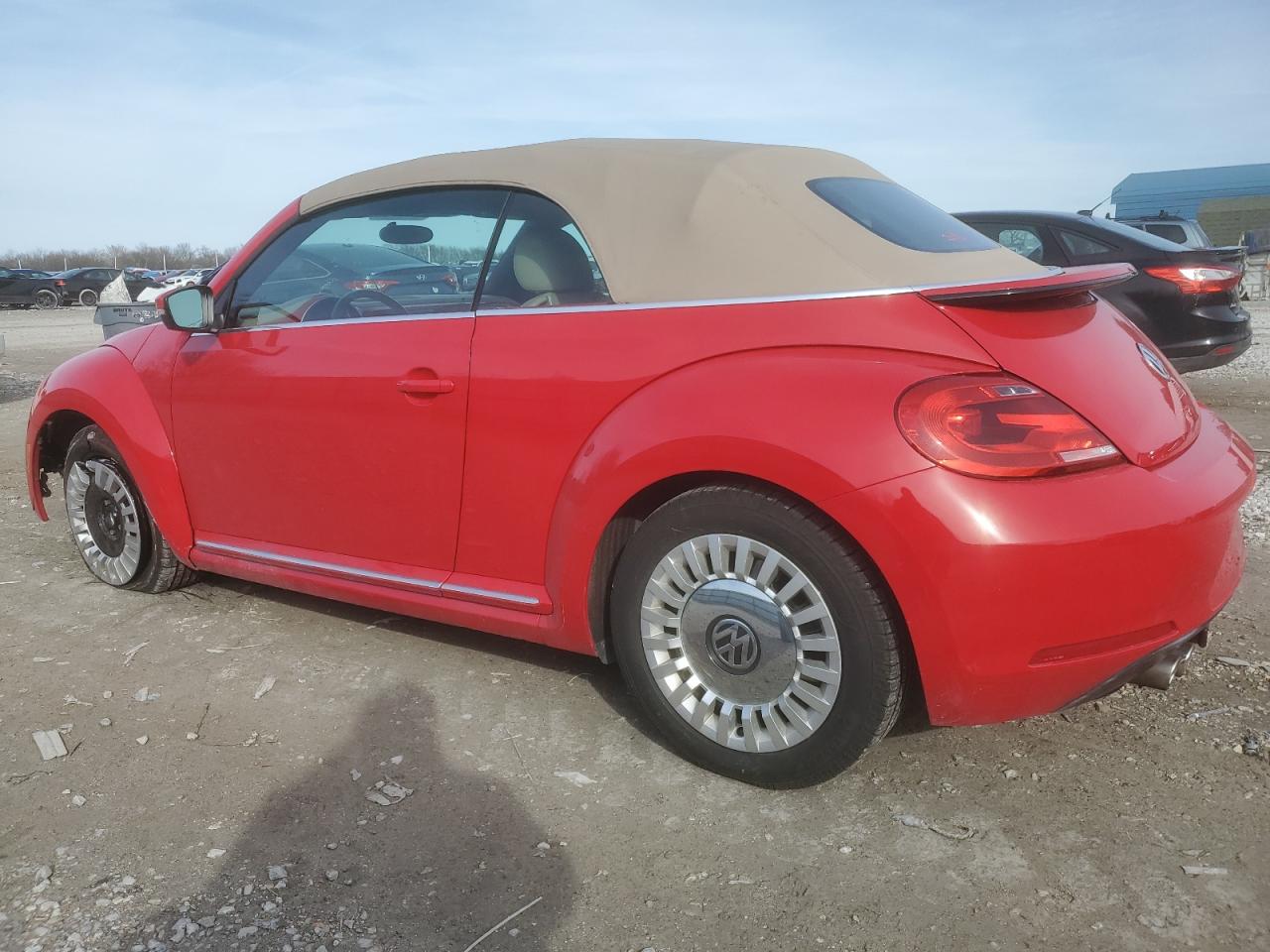 2013 Volkswagen Beetle - Image 2