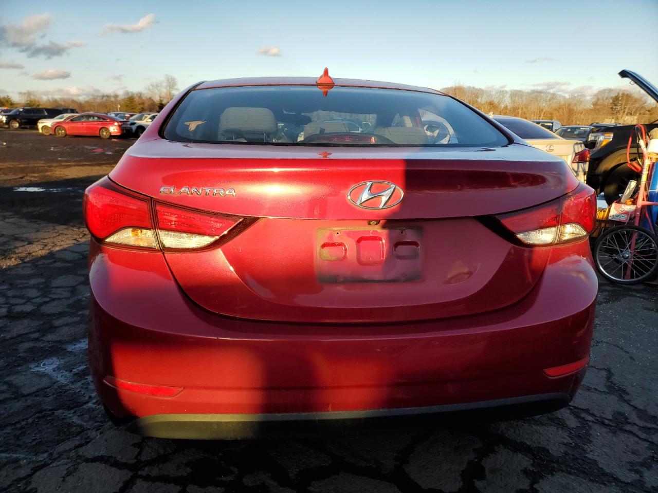 2016 Hyundai Elantra - Image 6