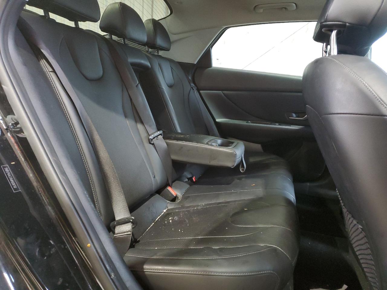 2021 Hyundai Elantra - Image 10