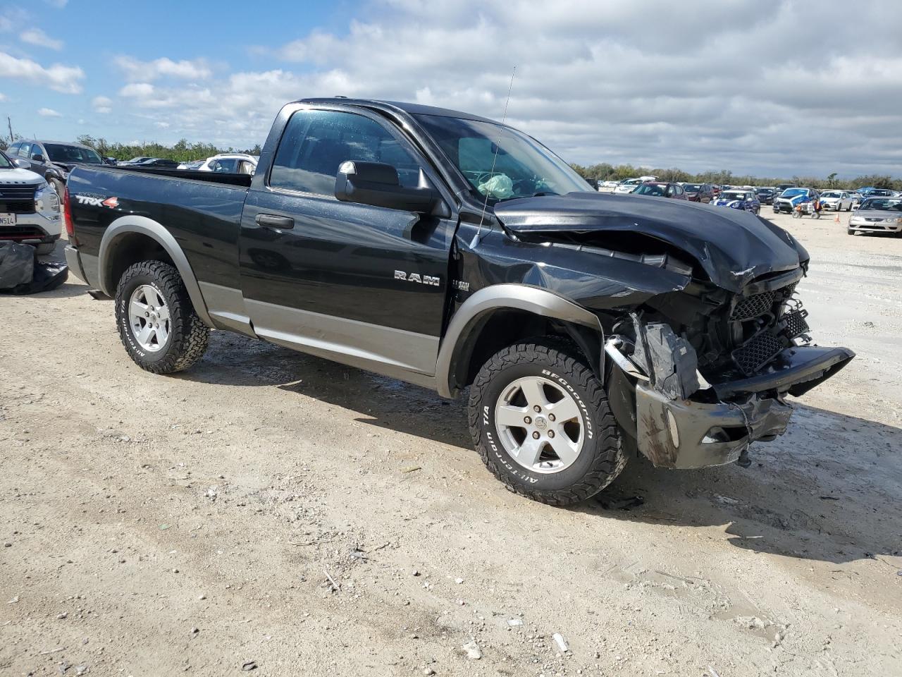 2010 Dodge RAM - Image 4