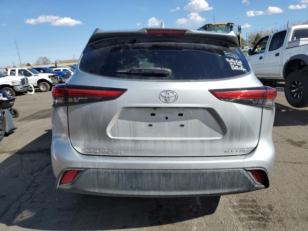 2022 Toyota Highlander - Image 6