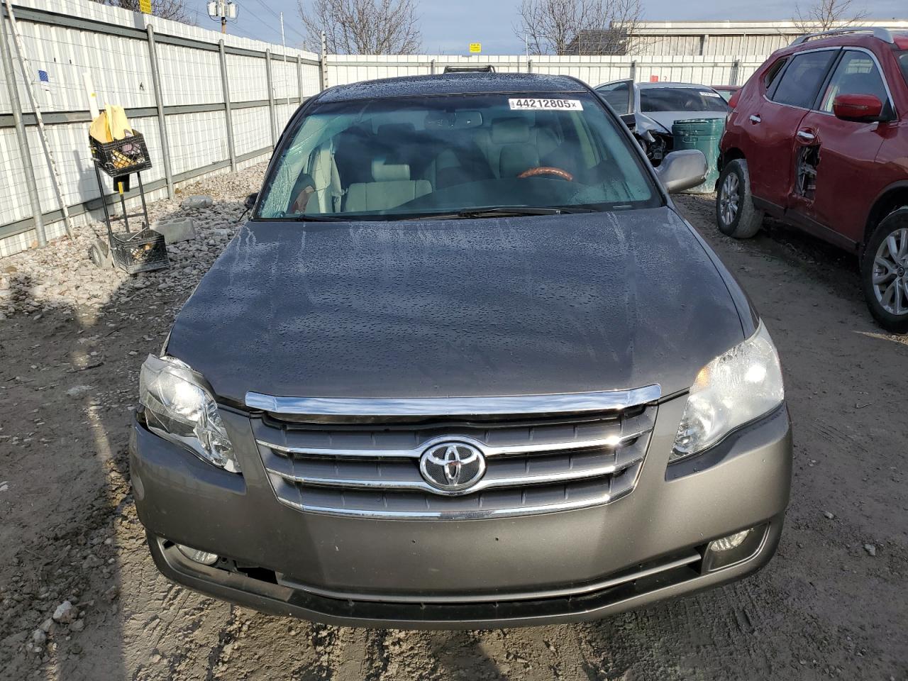 2006 Toyota Avalon - Image 5