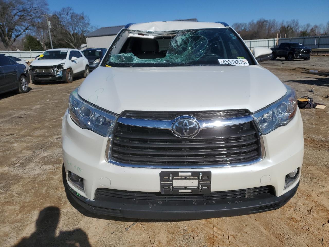 2016 Toyota Highlander - Image 5