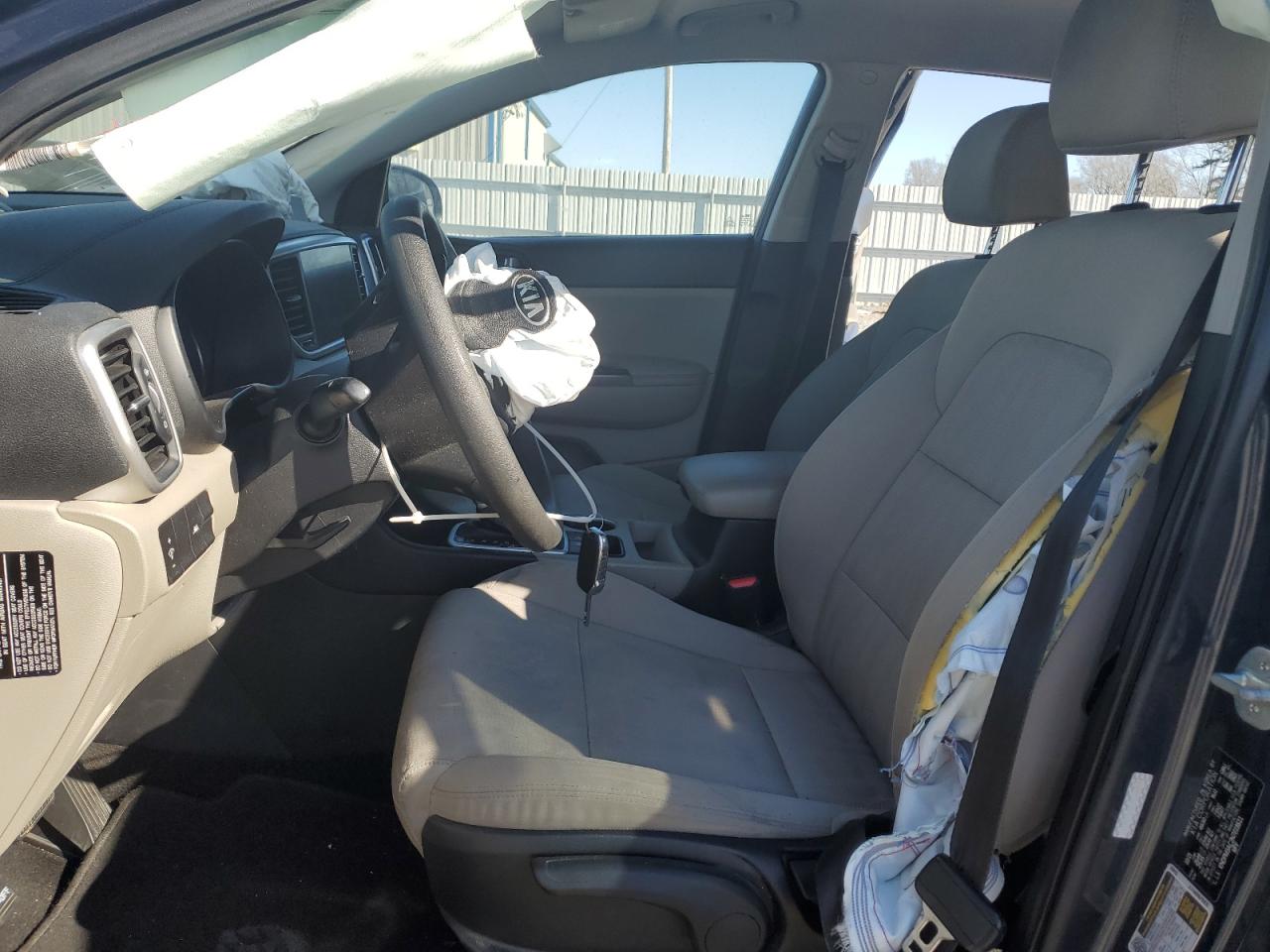 2022 Kia Sportage - Image 7