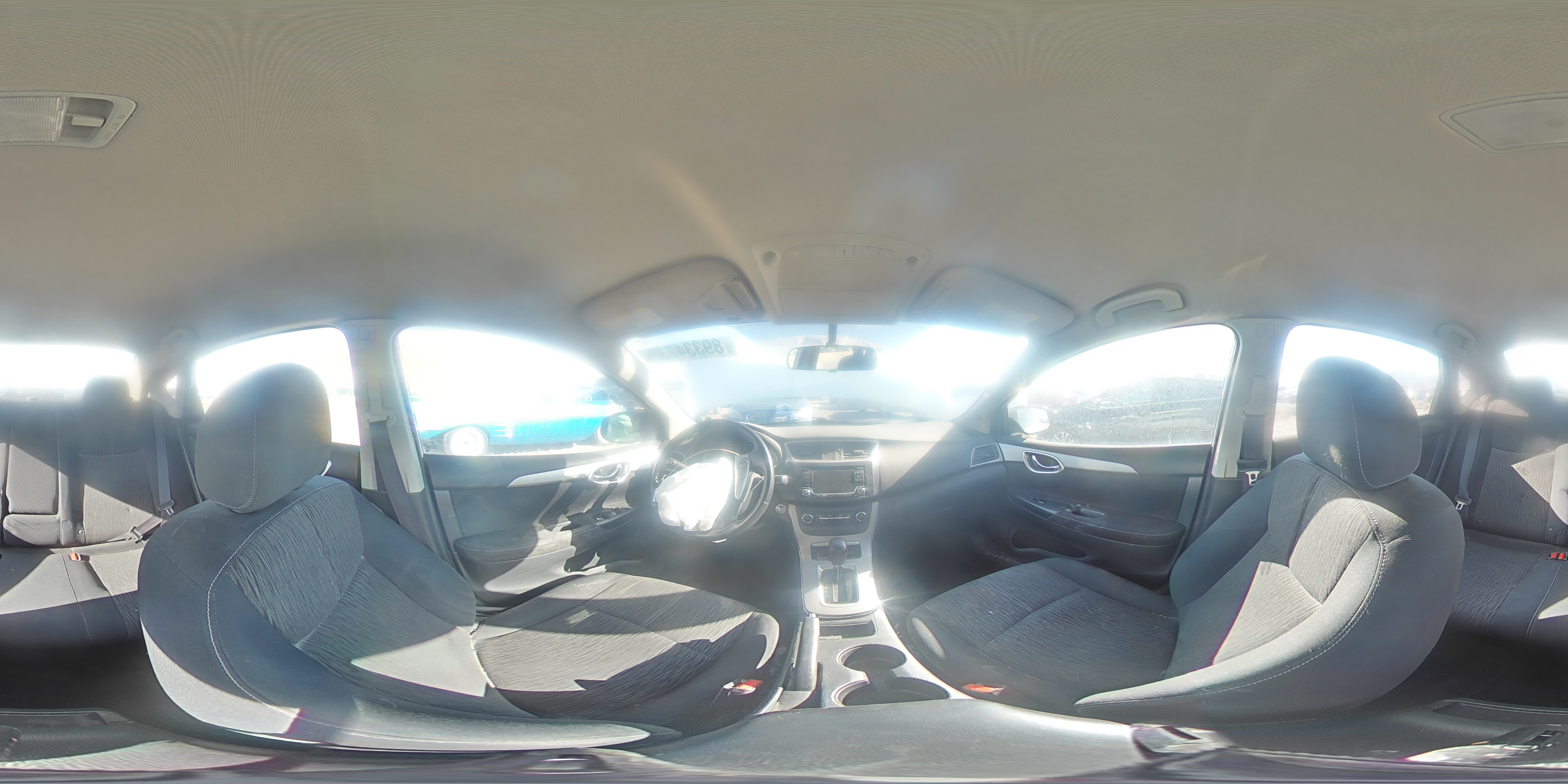 2015 Nissan Sentra - Image 13