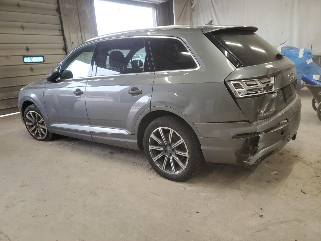 2017 Audi Q7 - Image 2