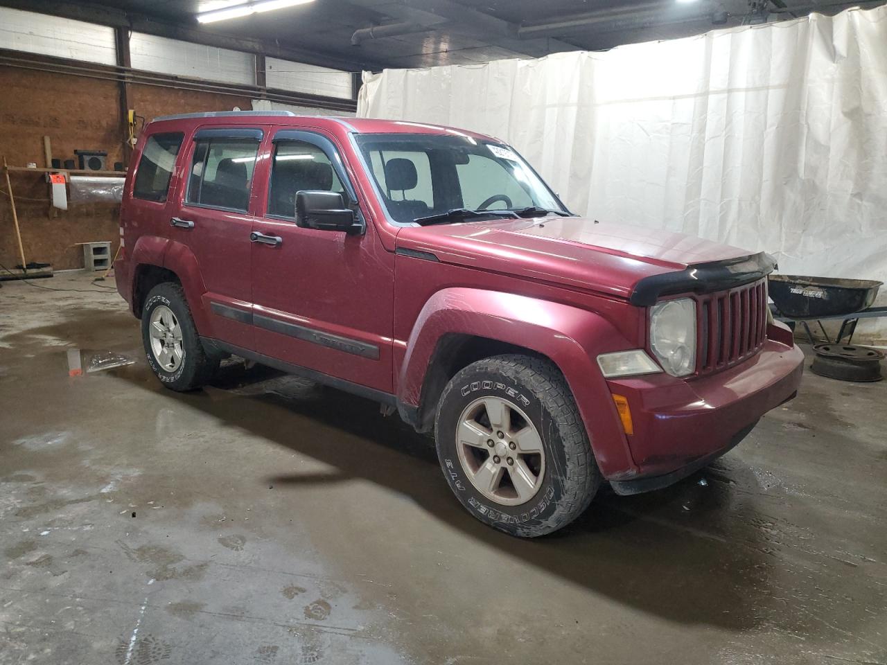 2012 Jeep Liberty (North America) - Image 4