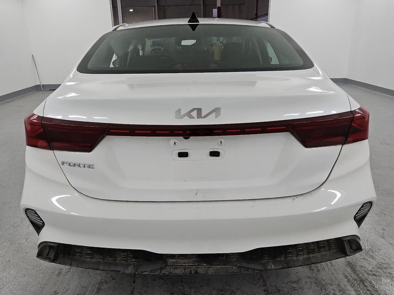 2024 Kia Forte - Image 6
