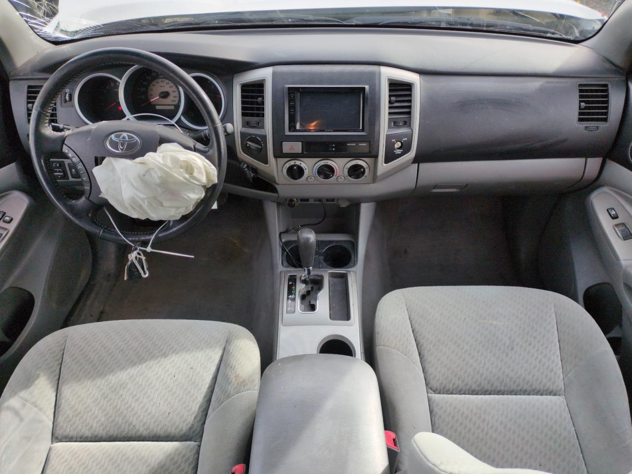2010 Toyota Tacoma - Image 8