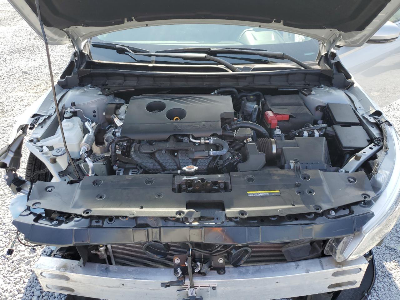 2020 Nissan Altima - Image 12