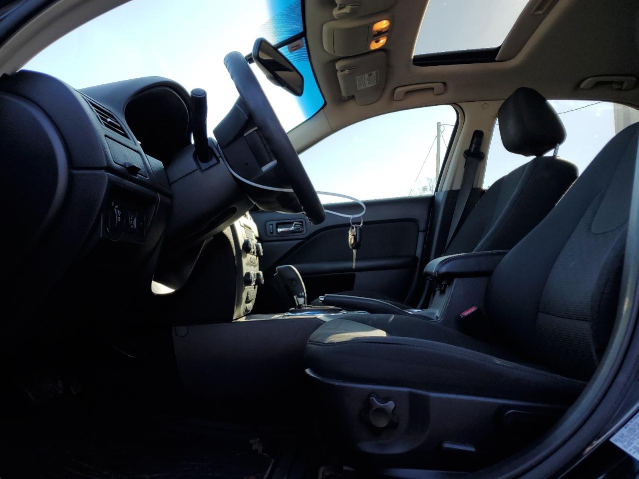 2010 Ford Fusion - Image 7