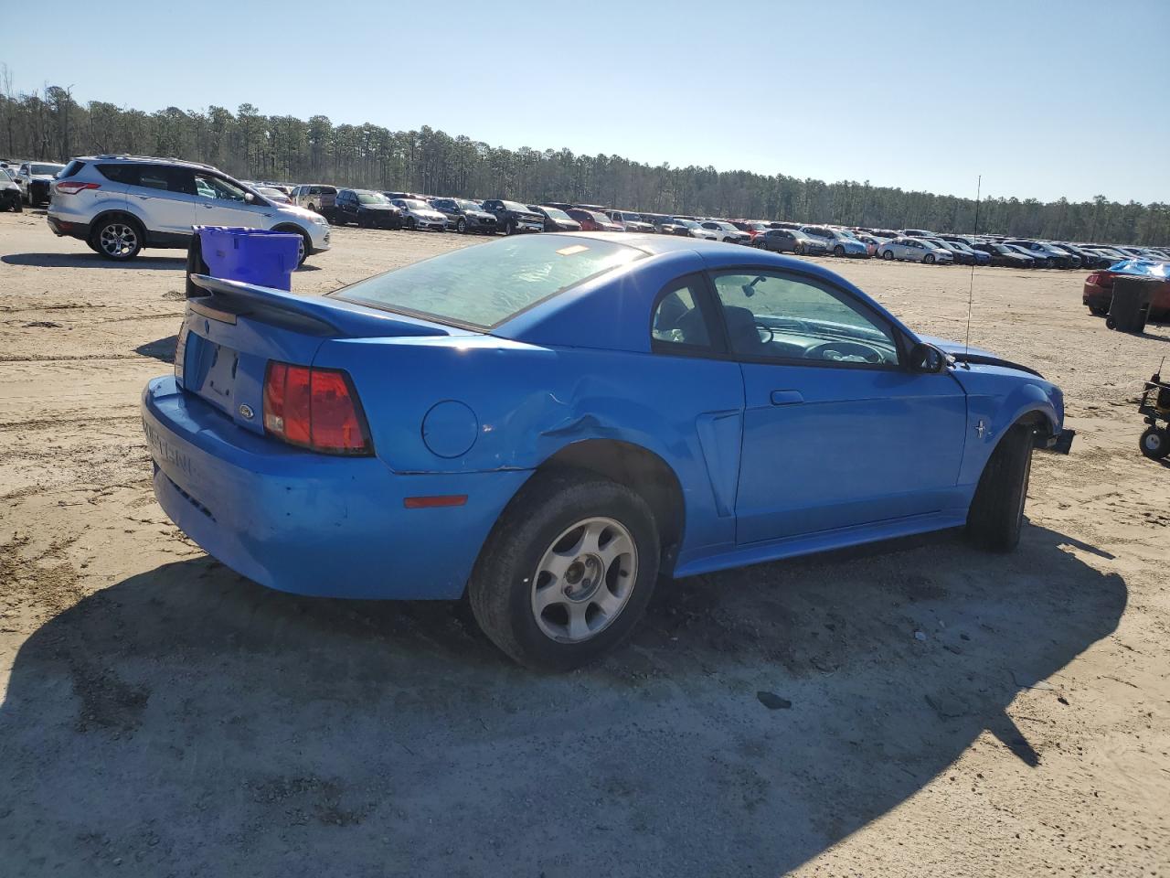 2000 Ford Mustang - Image 3