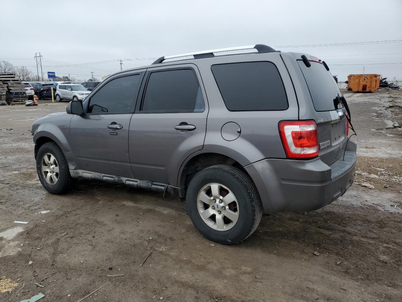 2009 Ford Escape - Image 2