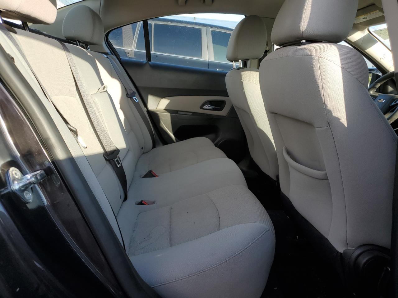 2016 Chevrolet Cruze - Image 10