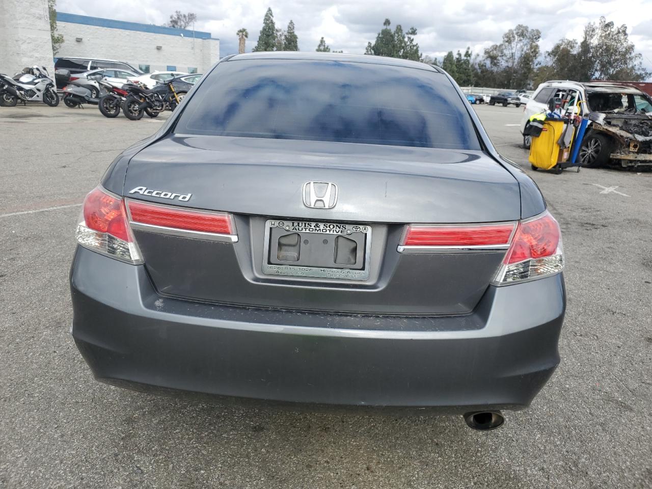 2011 Honda Accord - Image 6