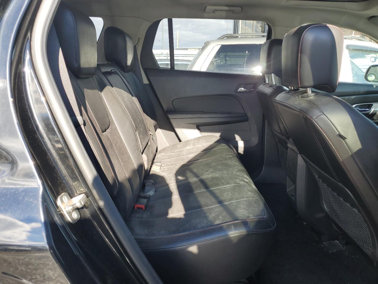 2011 GMC Terrain - Image 11