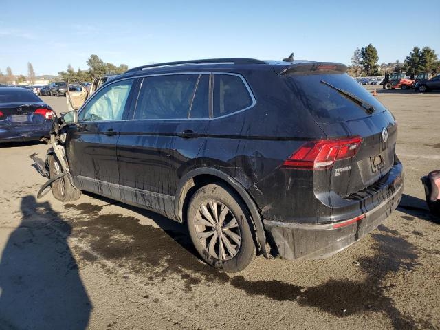  VOLKSWAGEN TIGUAN 2018 Черный