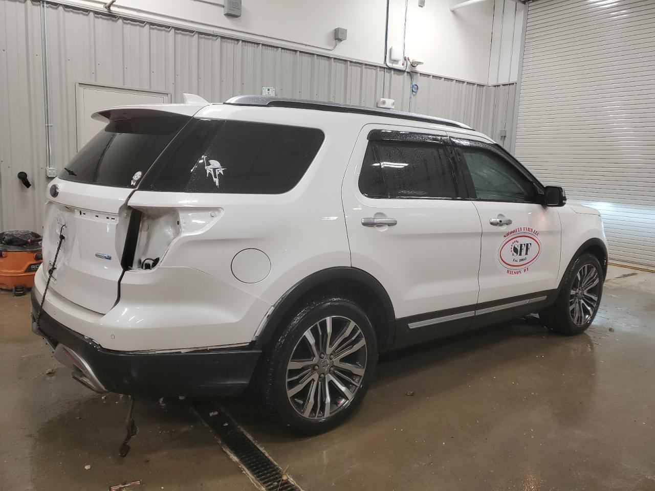 2017 Ford Explorer - Image 3