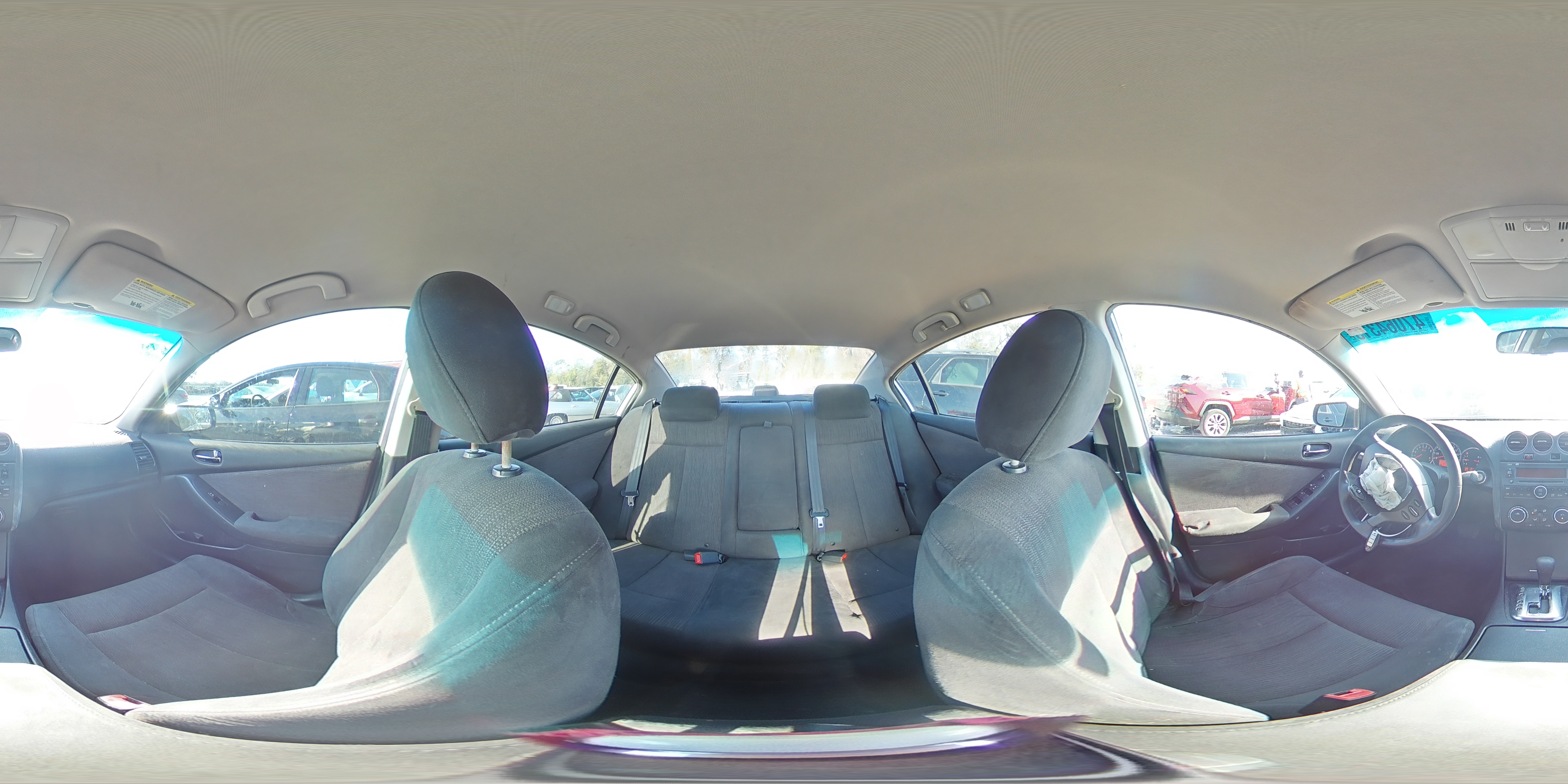 2010 Nissan Altima - Image 13