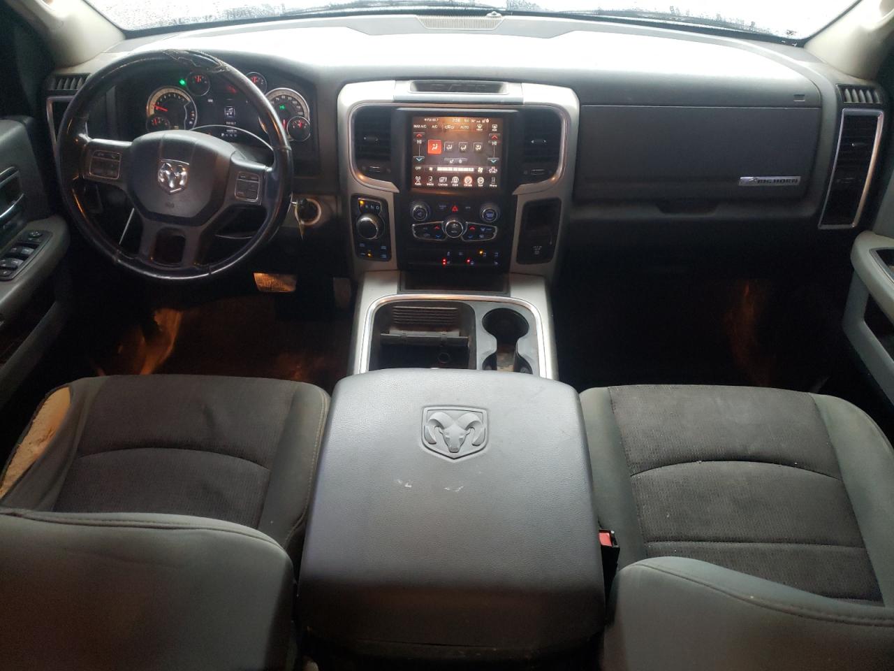 2016 RAM 1500 - Image 8