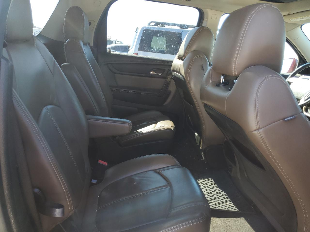 2016 GMC Acadia - Image 11