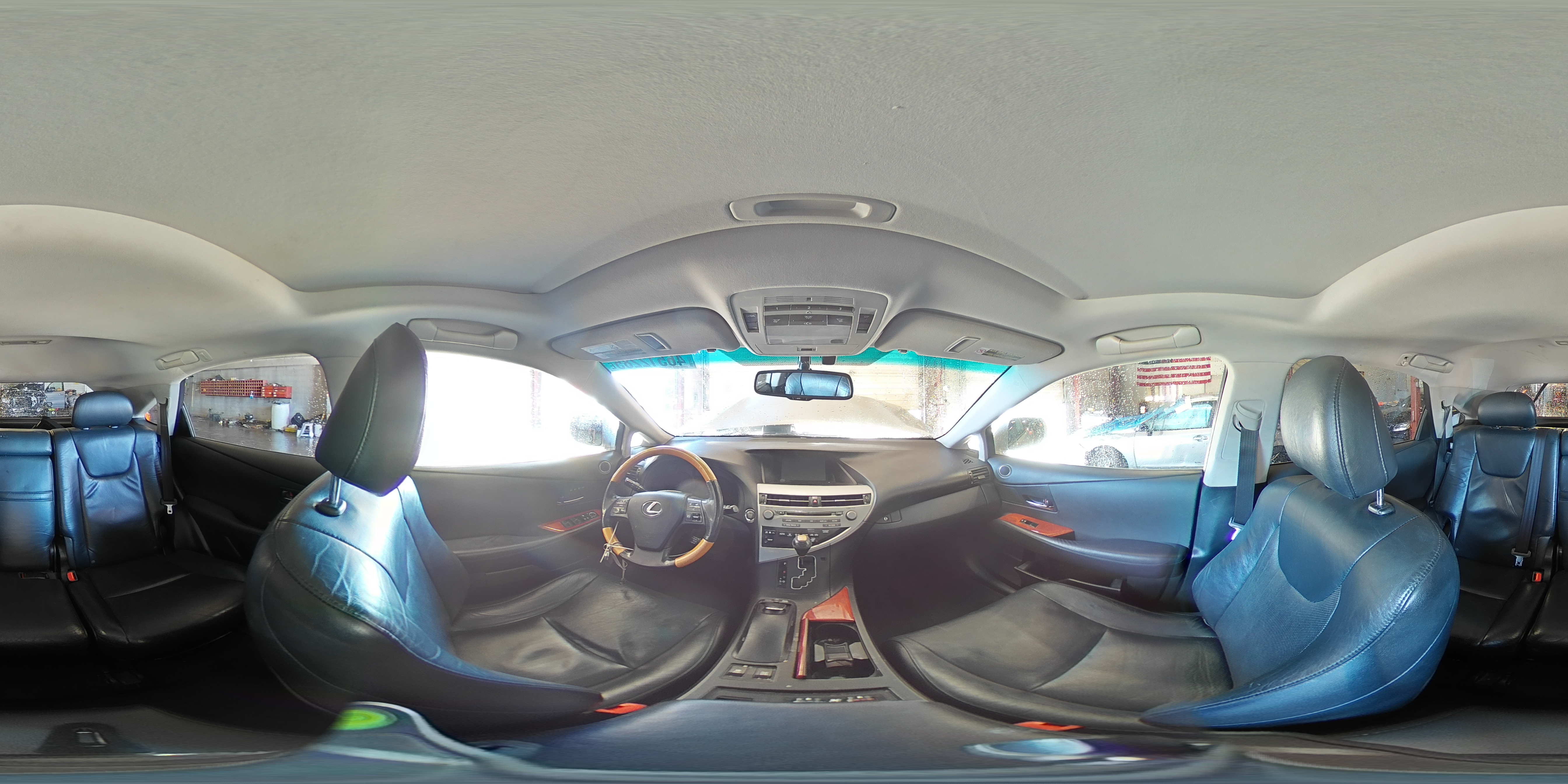 2012 Lexus RX - Image 16