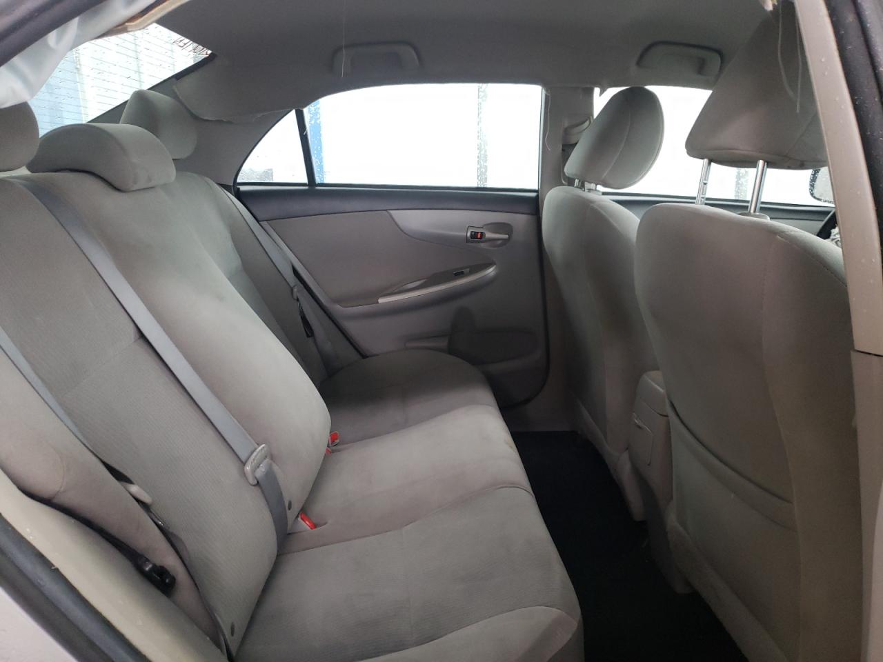 2012 Toyota Corolla - Image 10