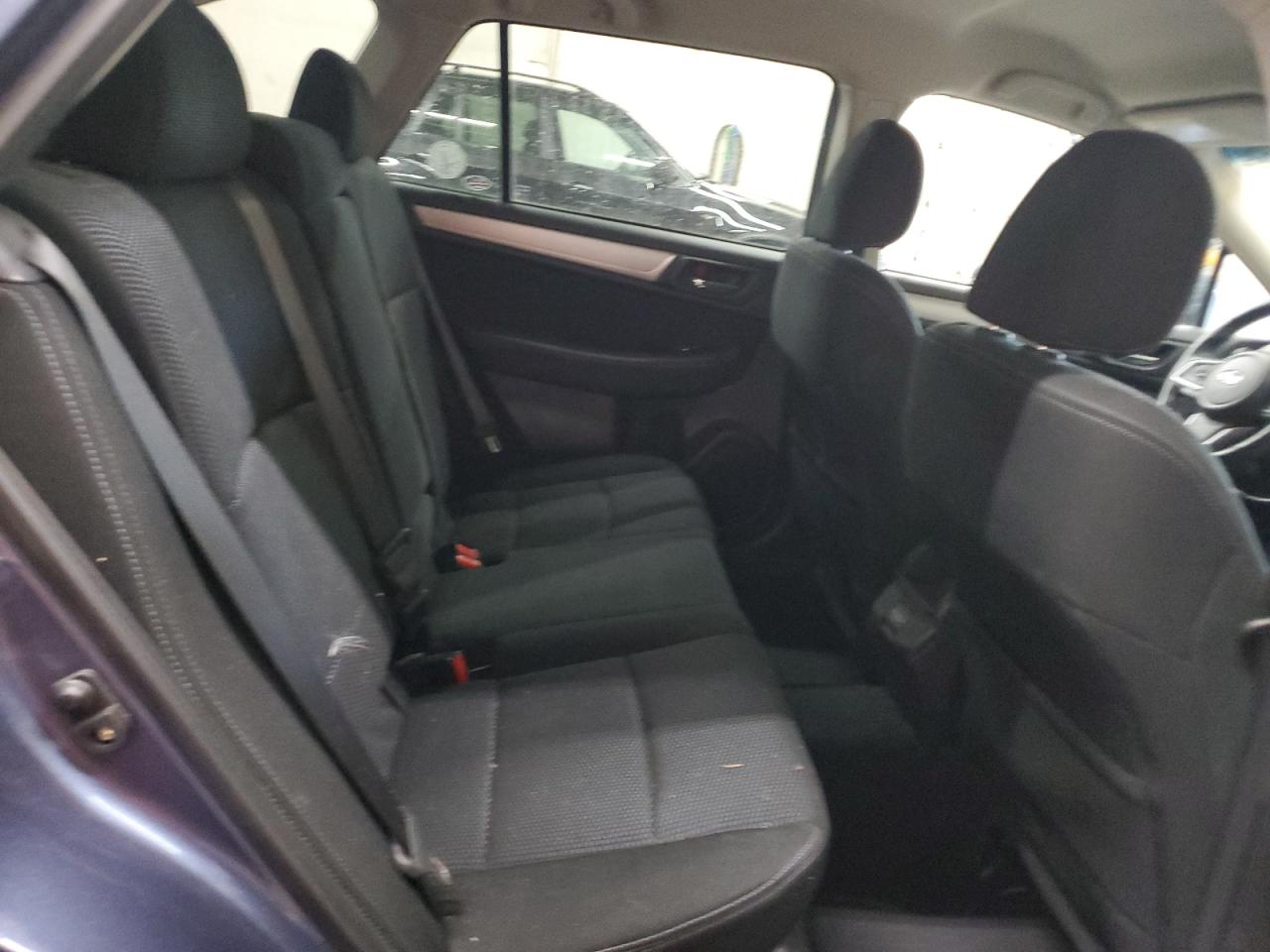 2018 Subaru Outback - Image 12