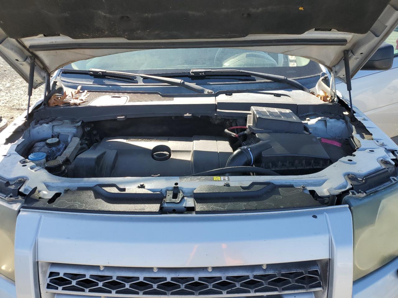 2008 Land Rover LR2 - Image 12