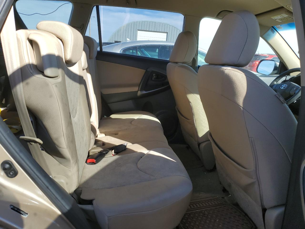 2010 Toyota RAV 4 - Image 11
