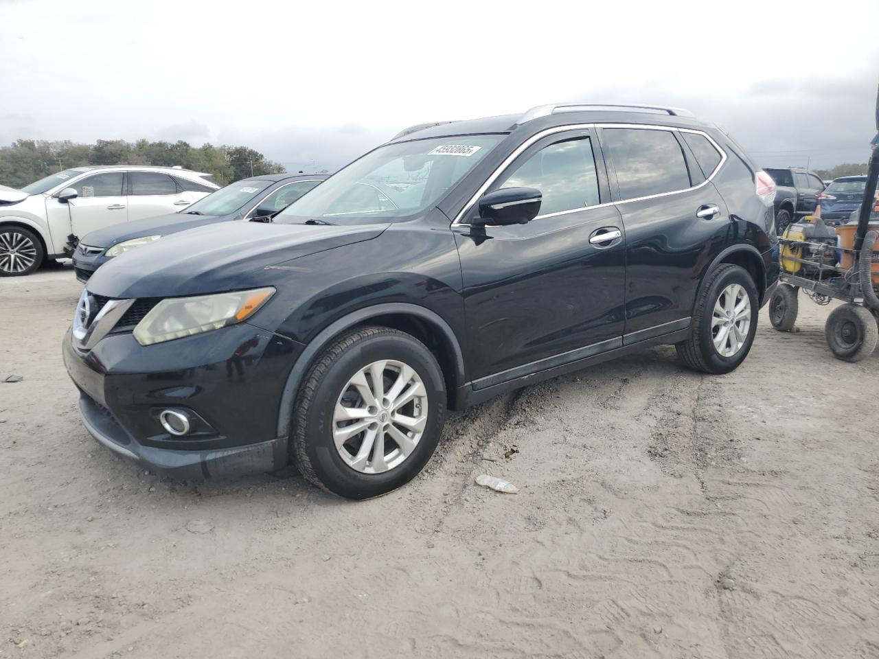 2014 Nissan Rogue - Image 1
