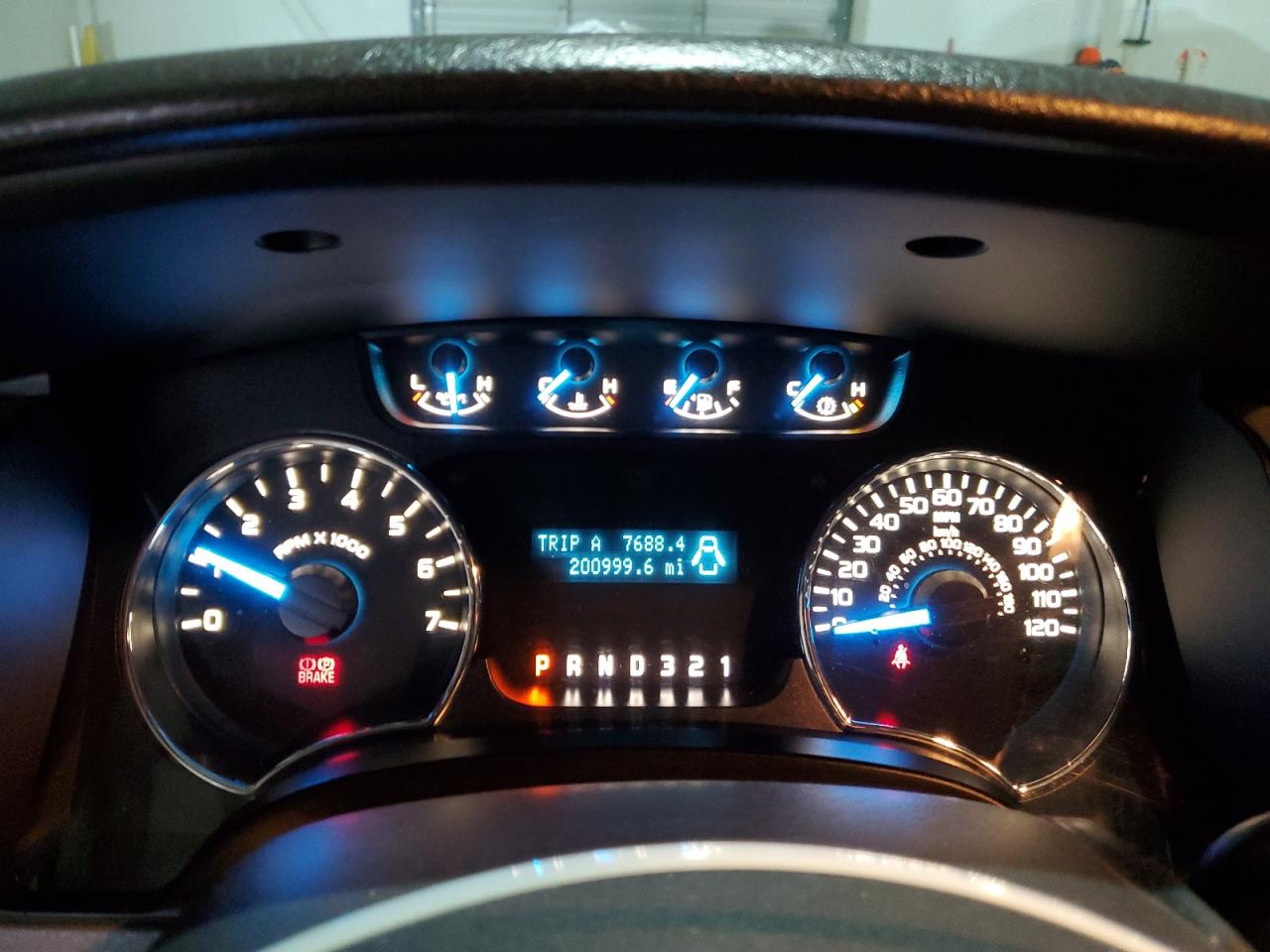 2014 Ford F-150 - Image 9