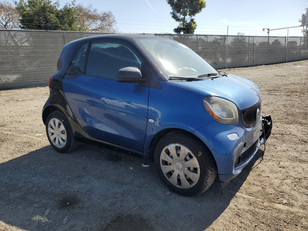 2016 Smart Fortwo - Image 4