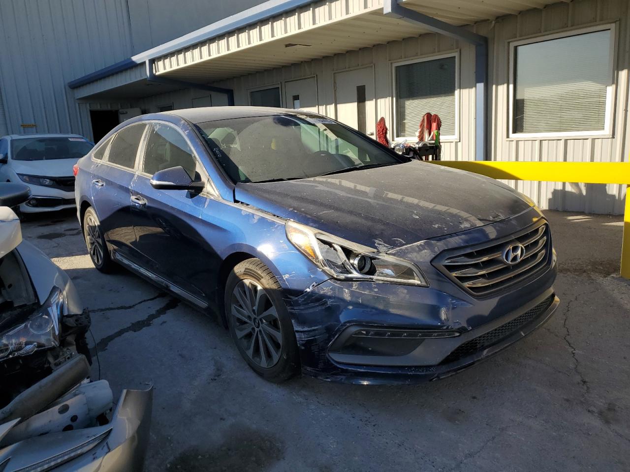 2016 Hyundai Sonata - Image 4