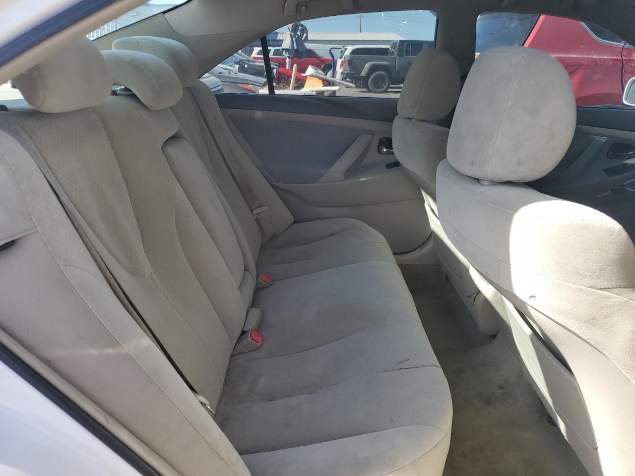 2009 Toyota Camry - Image 11