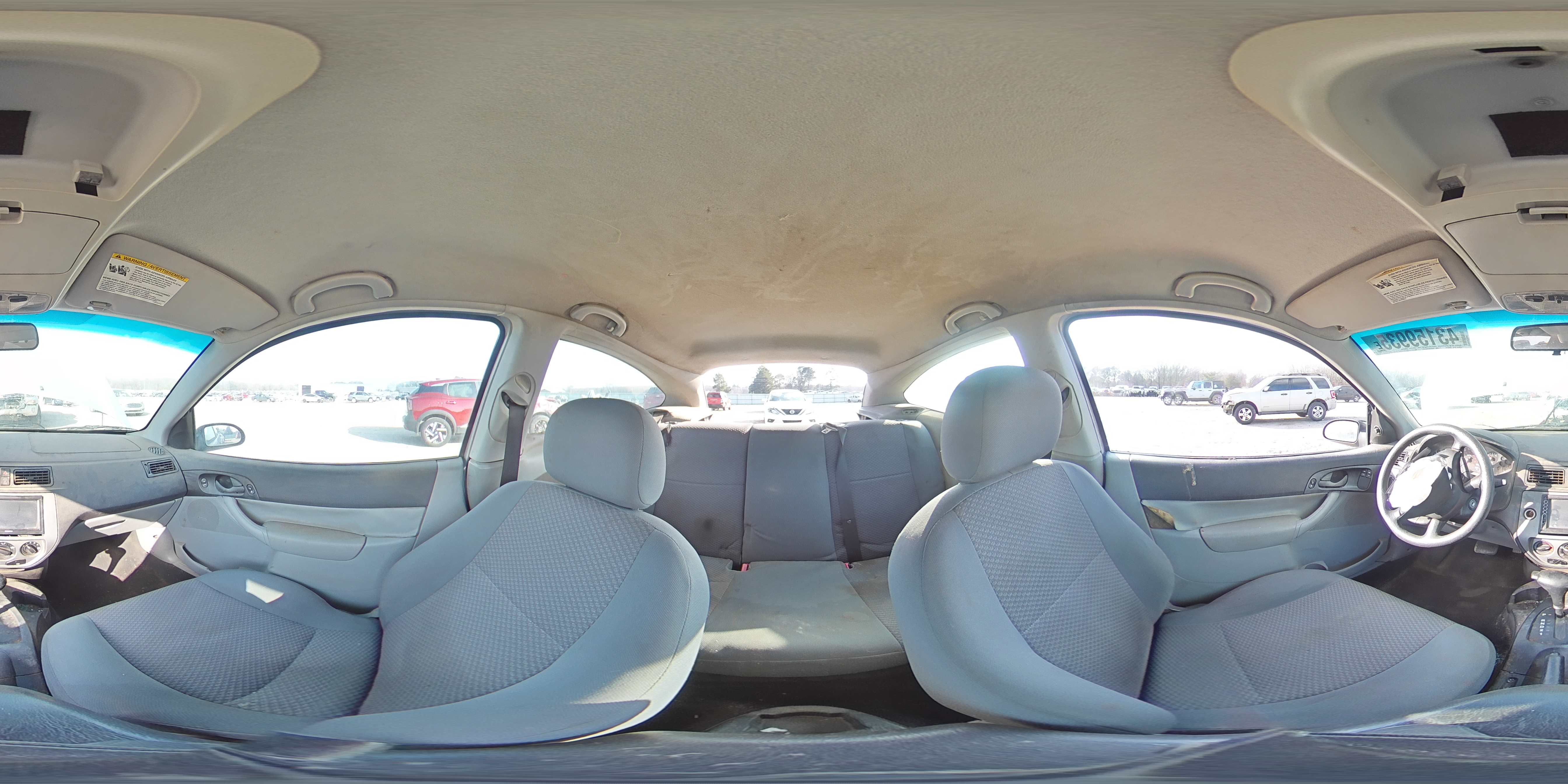 2005 Ford Focus - Image 13