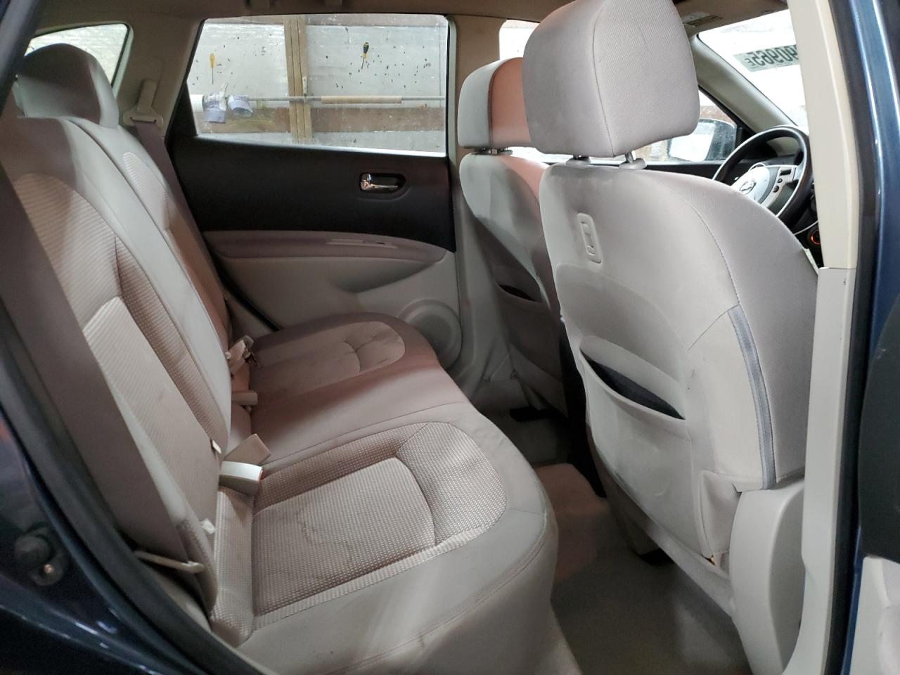 2013 Nissan Rogue - Image 11