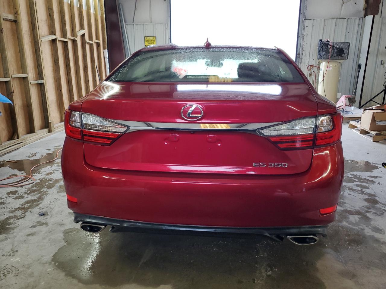 2016 Lexus ES - Image 6