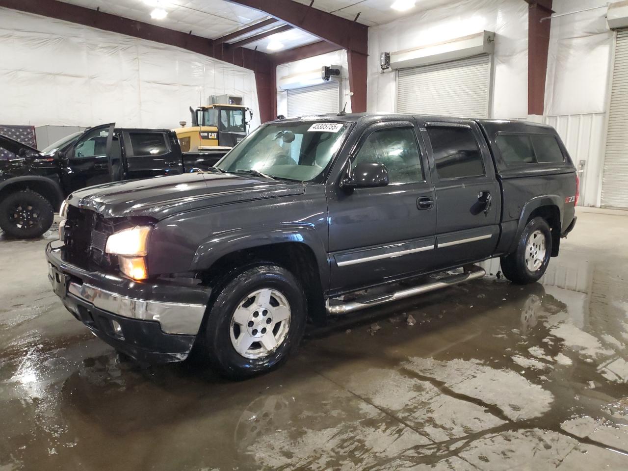 2005 Chevrolet Silverado - Image 1